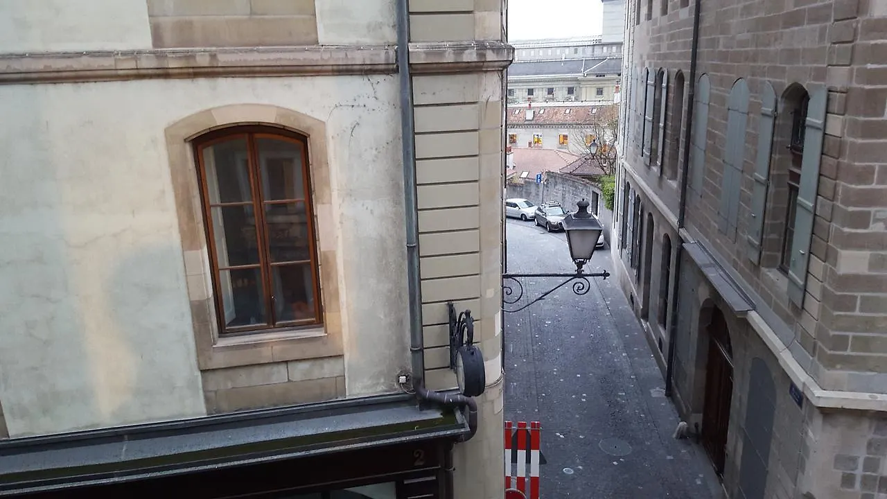 Boel 4 Studio Geneva Apartment